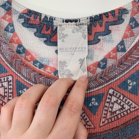 Blu Pepper Aztec Print Tunic; M - Picture 3 of 4
